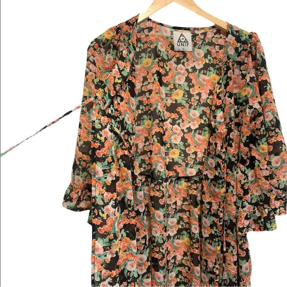UNIF - FLORAL CHIFFON KIMONO - Picture 4 of 6